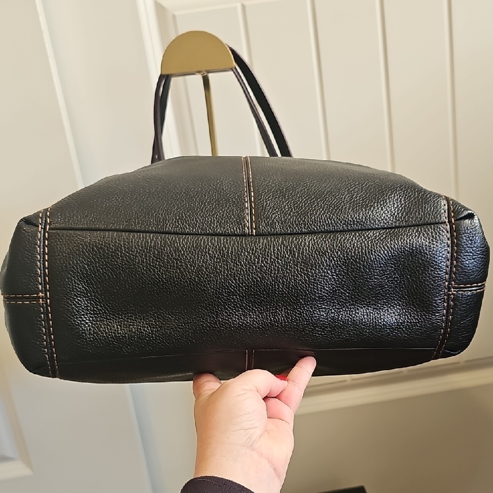 Coach 2017 Lexy XL Black Pebbled Leather Hobo Shoulder Bag Rivet Details. EUC - Picture 10 of 13